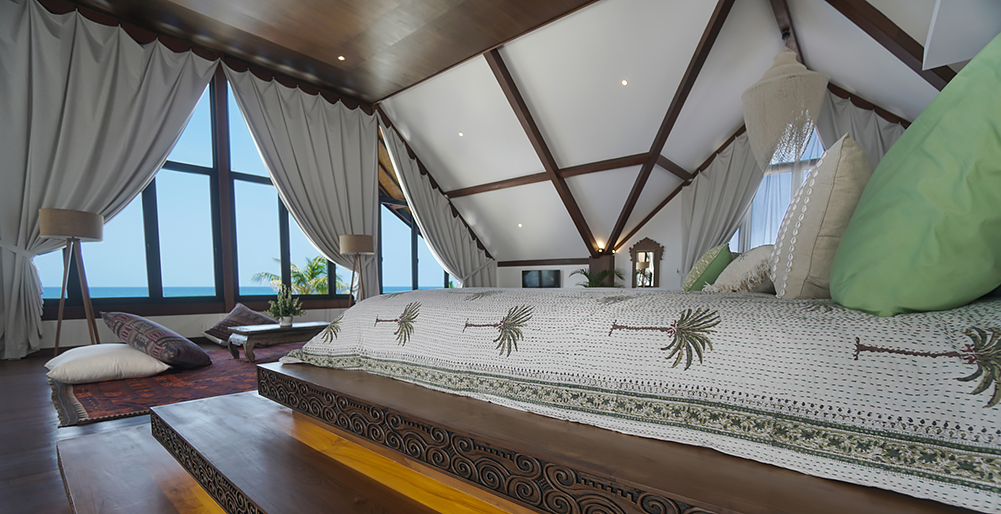 Tirtha Bayu Villa II - Honeymoon Suite bed area with sea view